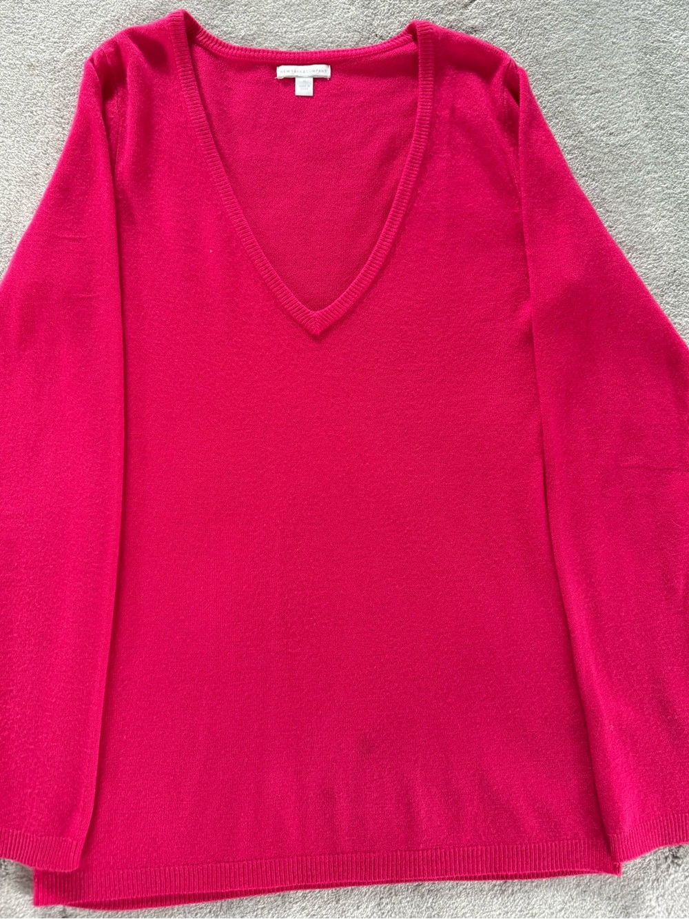 New York & Company Hot Pink Long-Sleeve Knit top